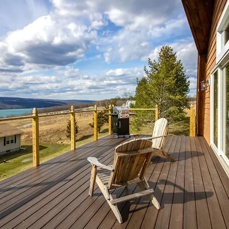 Seneca Lake Getaway